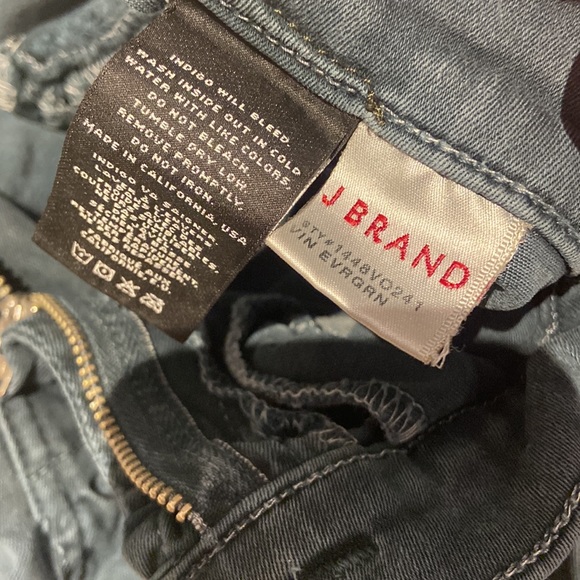J Brand. Size 30. Evergreen - Picture 2 of 4